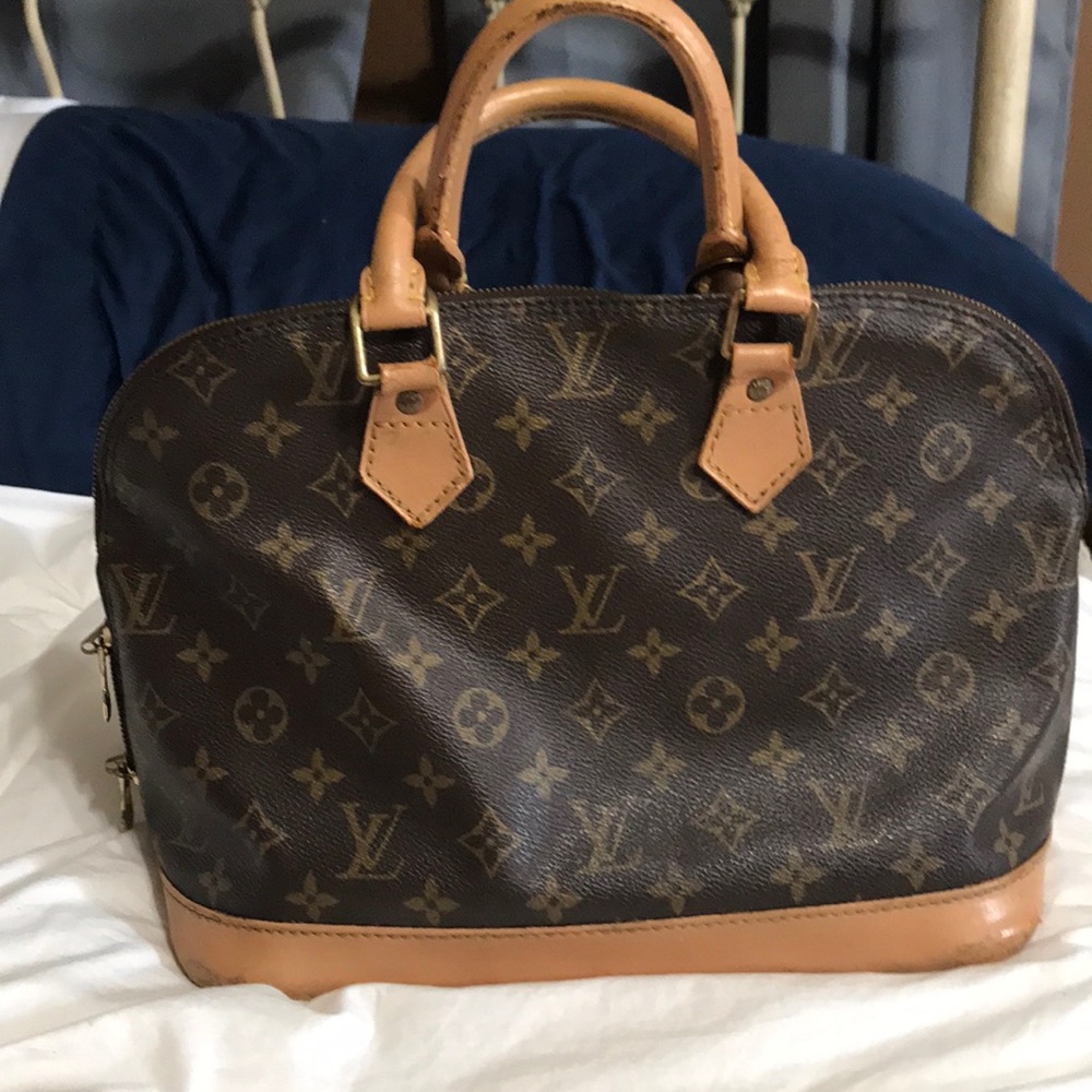 Louis Vuitton alma